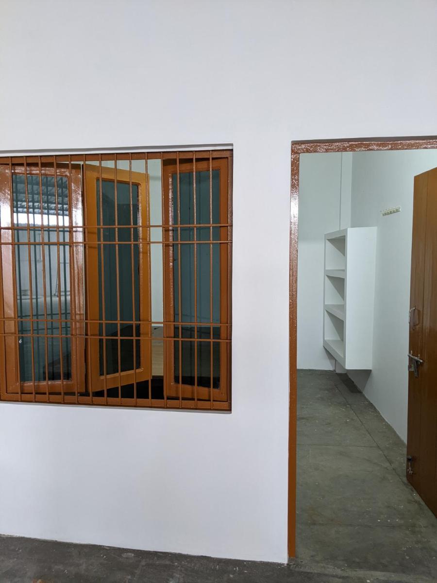 1-Bedroom Homestay with Free Parking on Premise