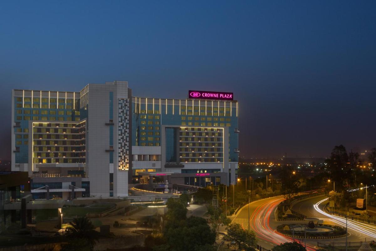 Crowne Plaza Greater Noida, an IHG Hotel