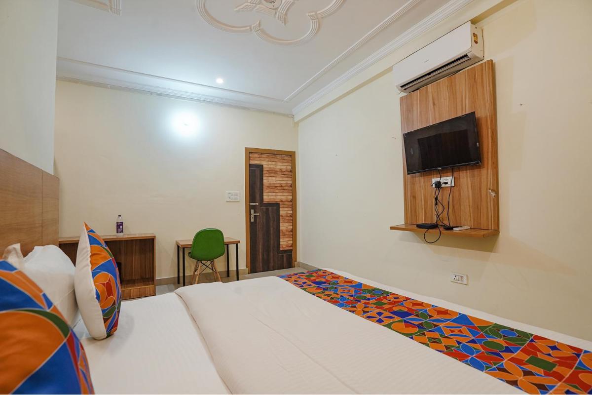 FabHotel Aanya Suites