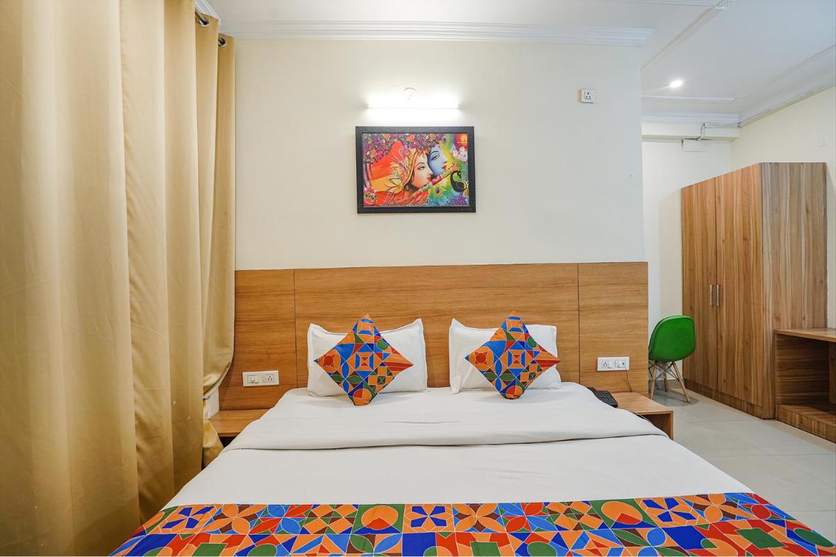 FabHotel Aanya Suites