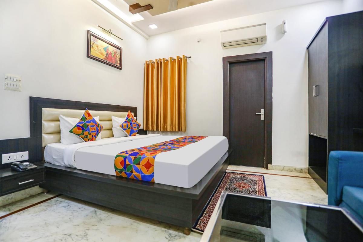 FabHotel Aaradhya Residency