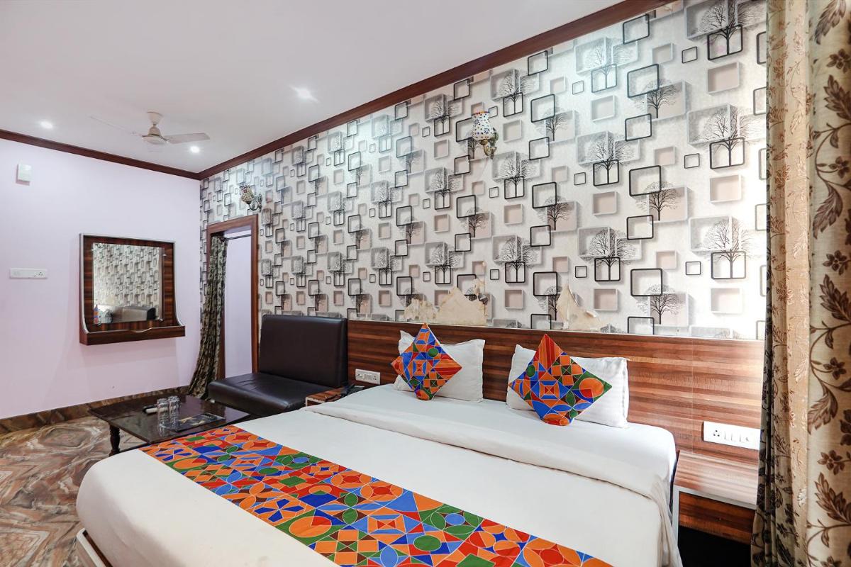 FabHotel Deepak Palace