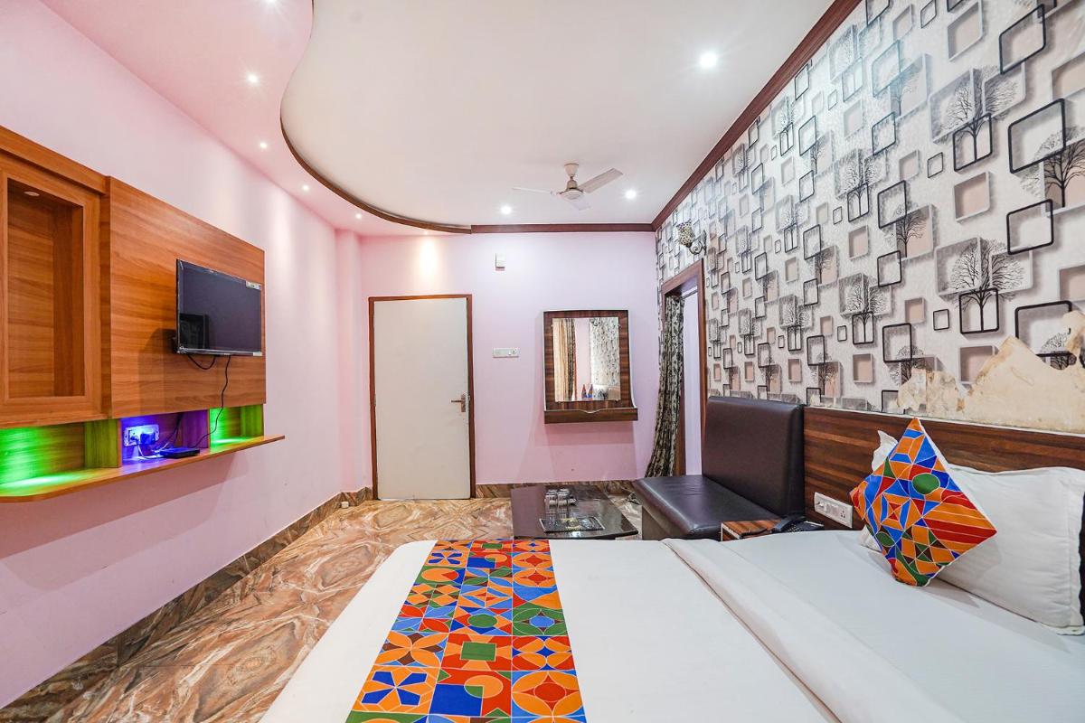 FabHotel Deepak Palace