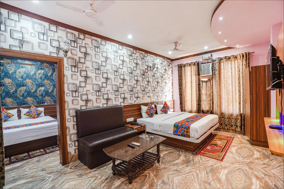 FabHotel Deepak Palace