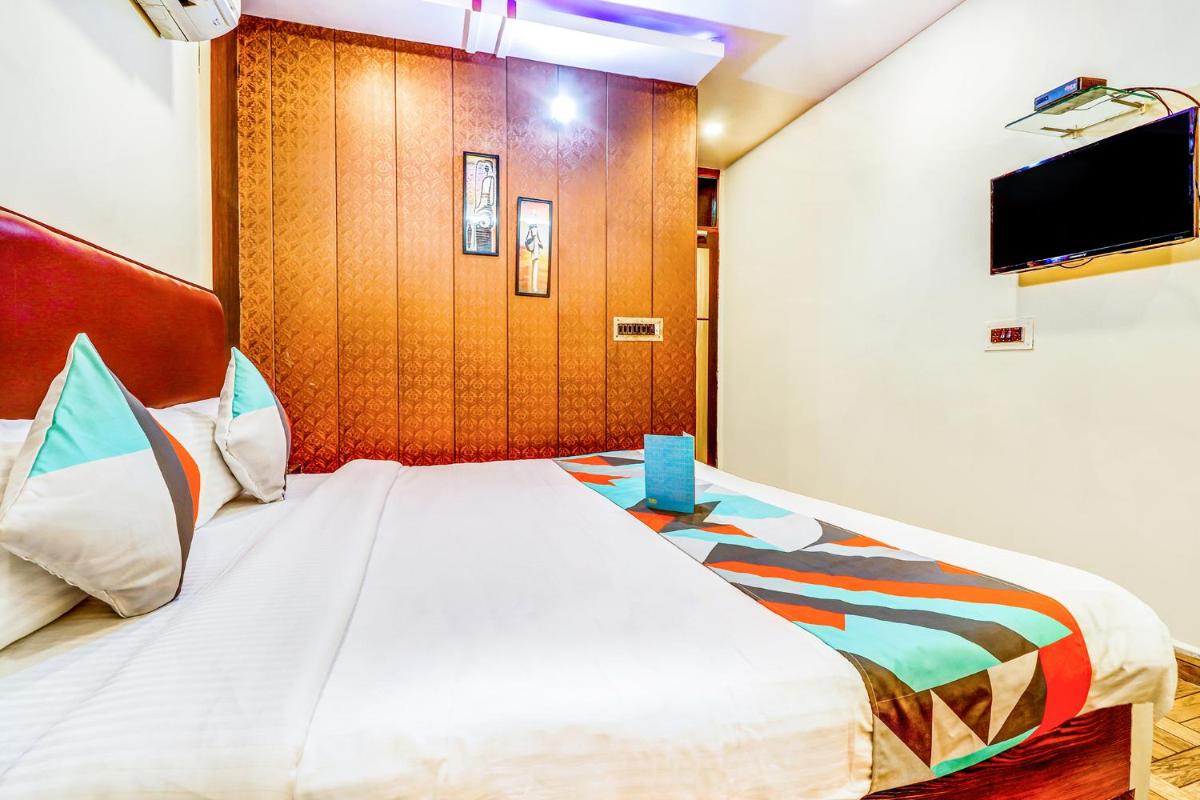 FabHotel Gazal Residency Mahanagar