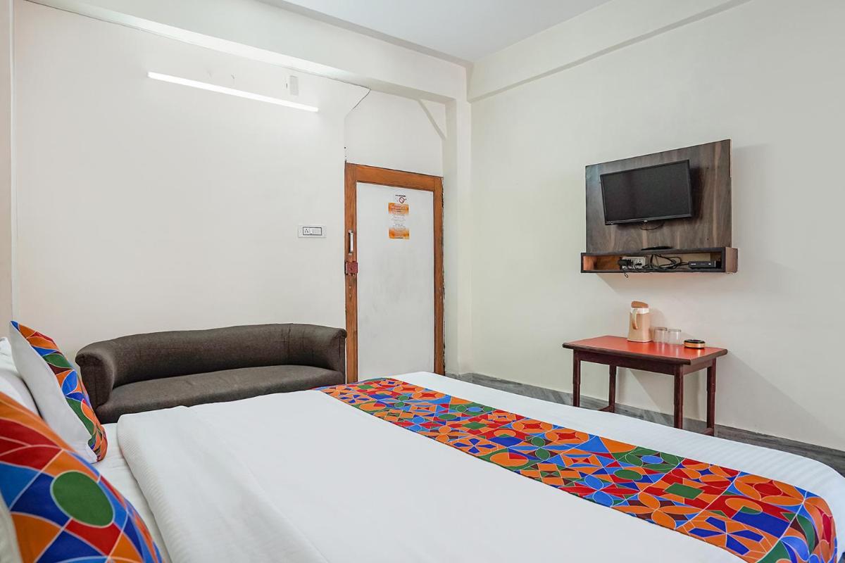 FabHotel New Shanti