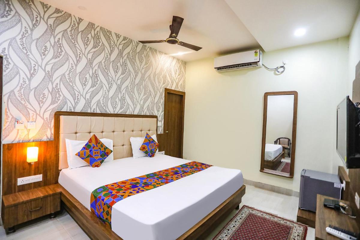 FabHotel Prime Siddhant Palace