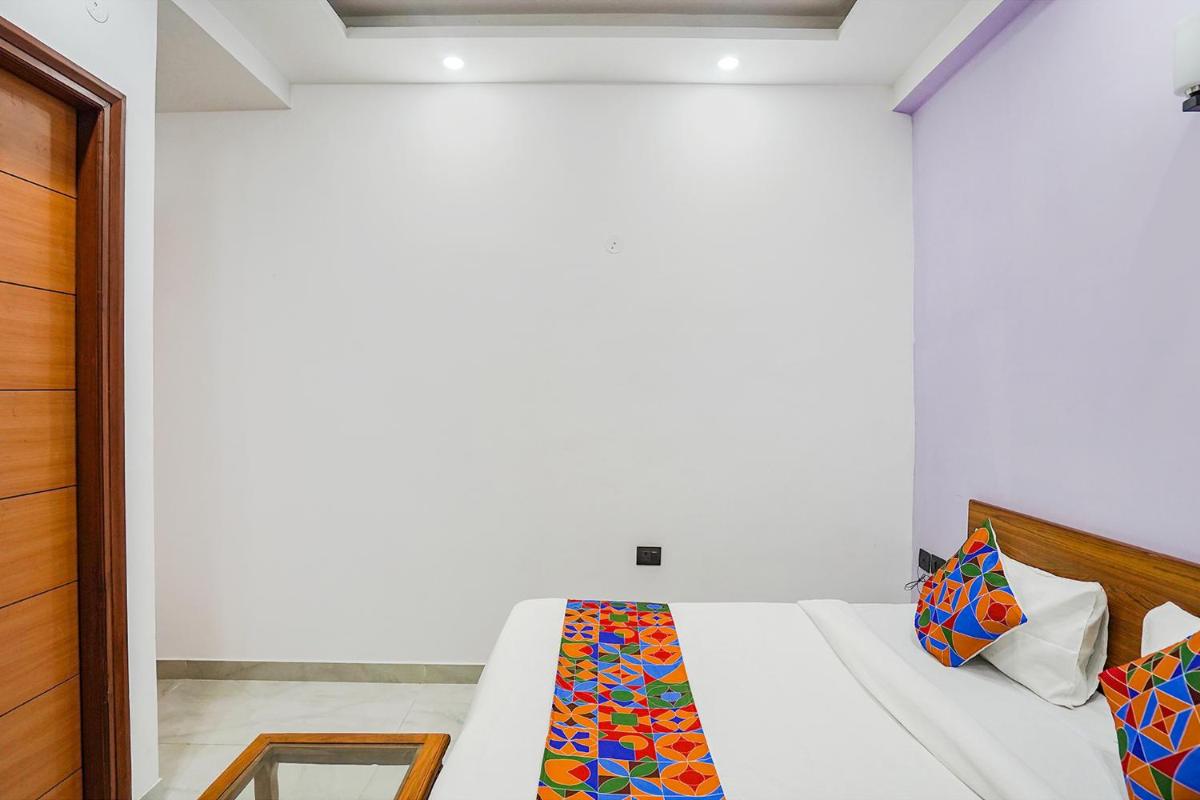 FabHotel Sunrise Noida Sector 56