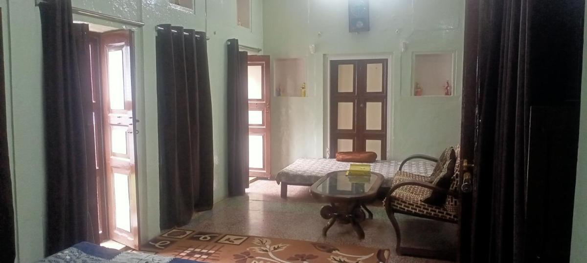 Feel Aesthetic Kashi Home Stay