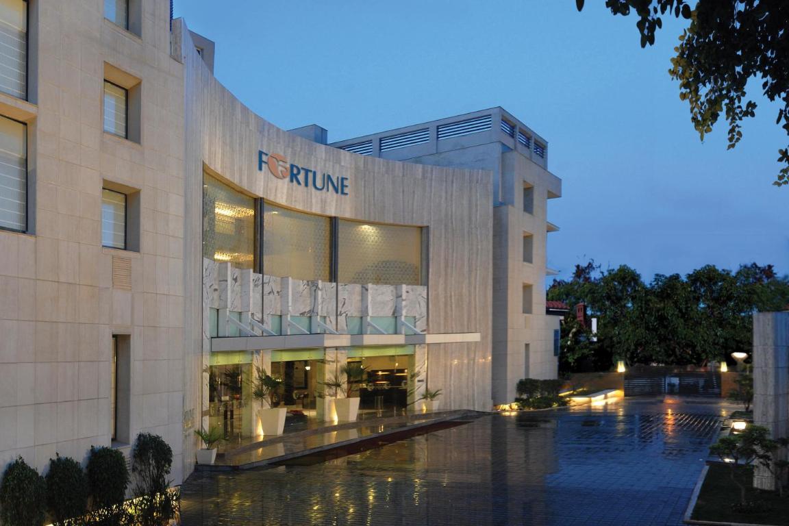 Fortune Sector 27 Noida – Member ITC’s Hotel Group