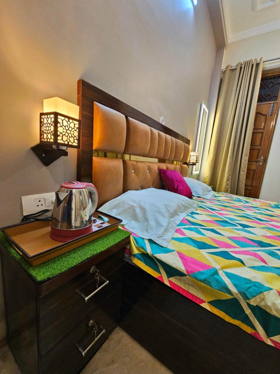 Goel’s Homestay – Luxurious King Size Beds