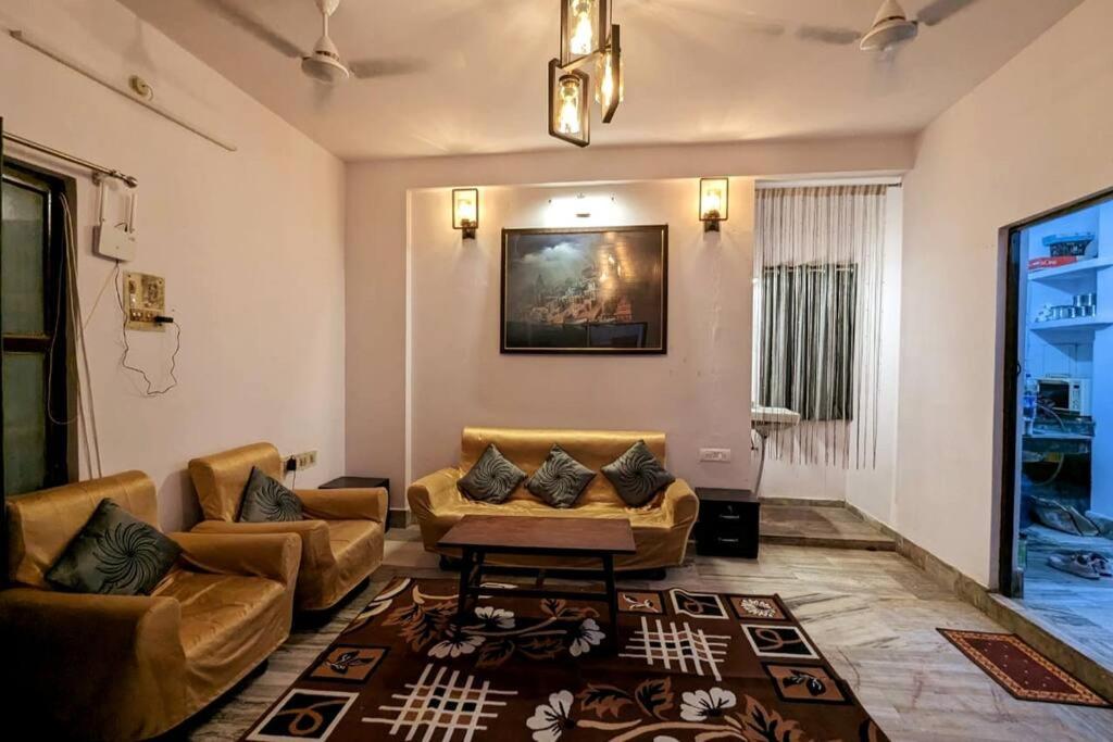 Green River Homestay 2BHK Fully furnished flat.