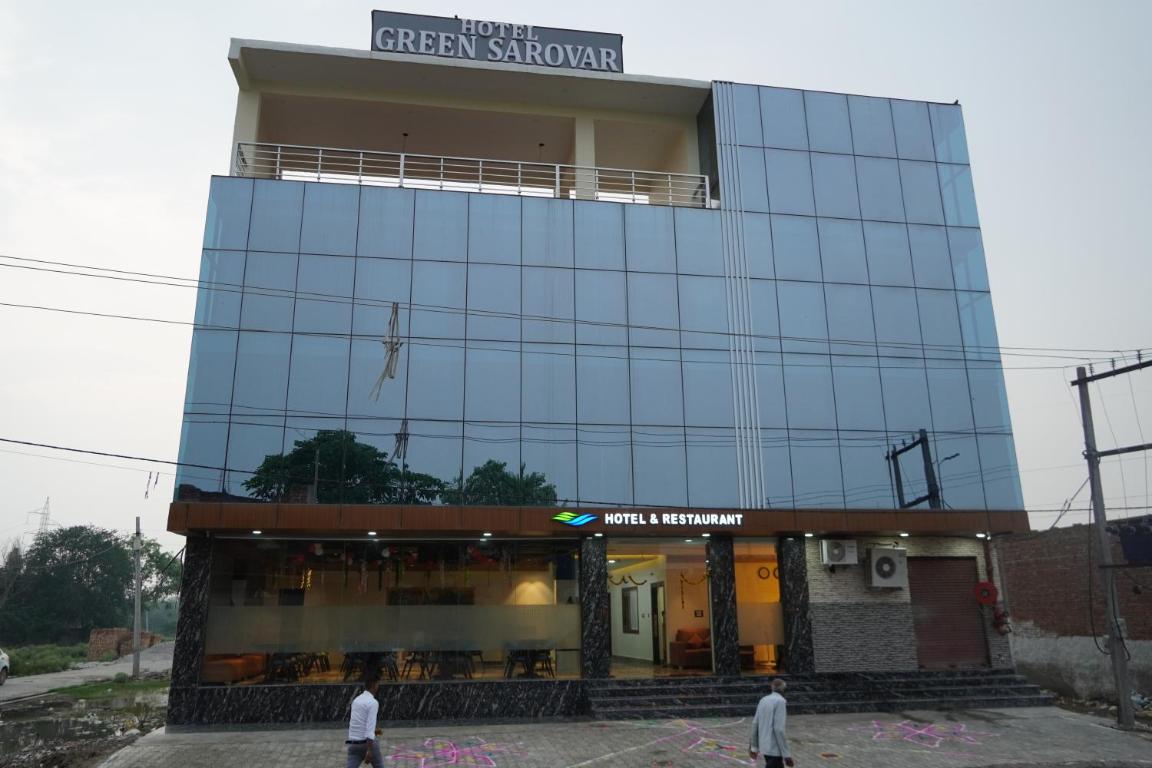 Green Sarovar Hotel & Restaurant