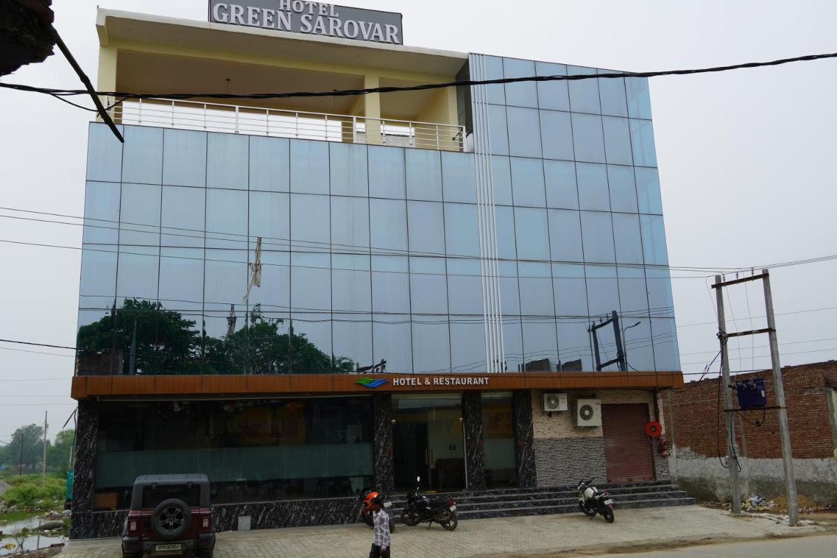 Green Sarovar Hotel & Restaurant