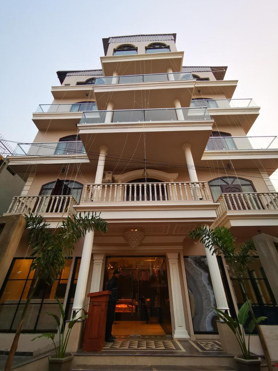 HOTEL RIO BENARAS