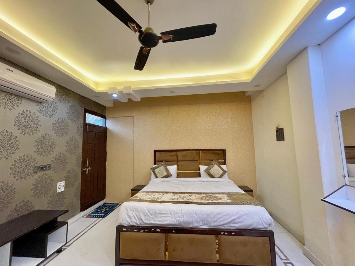 HOTEL SHIVEE ! VARANASI with Swimming-Pool, fully Air-Conditioned hotel with Parking availability, near Kashi Vishwanath Temple, and Ganga ghat – 2