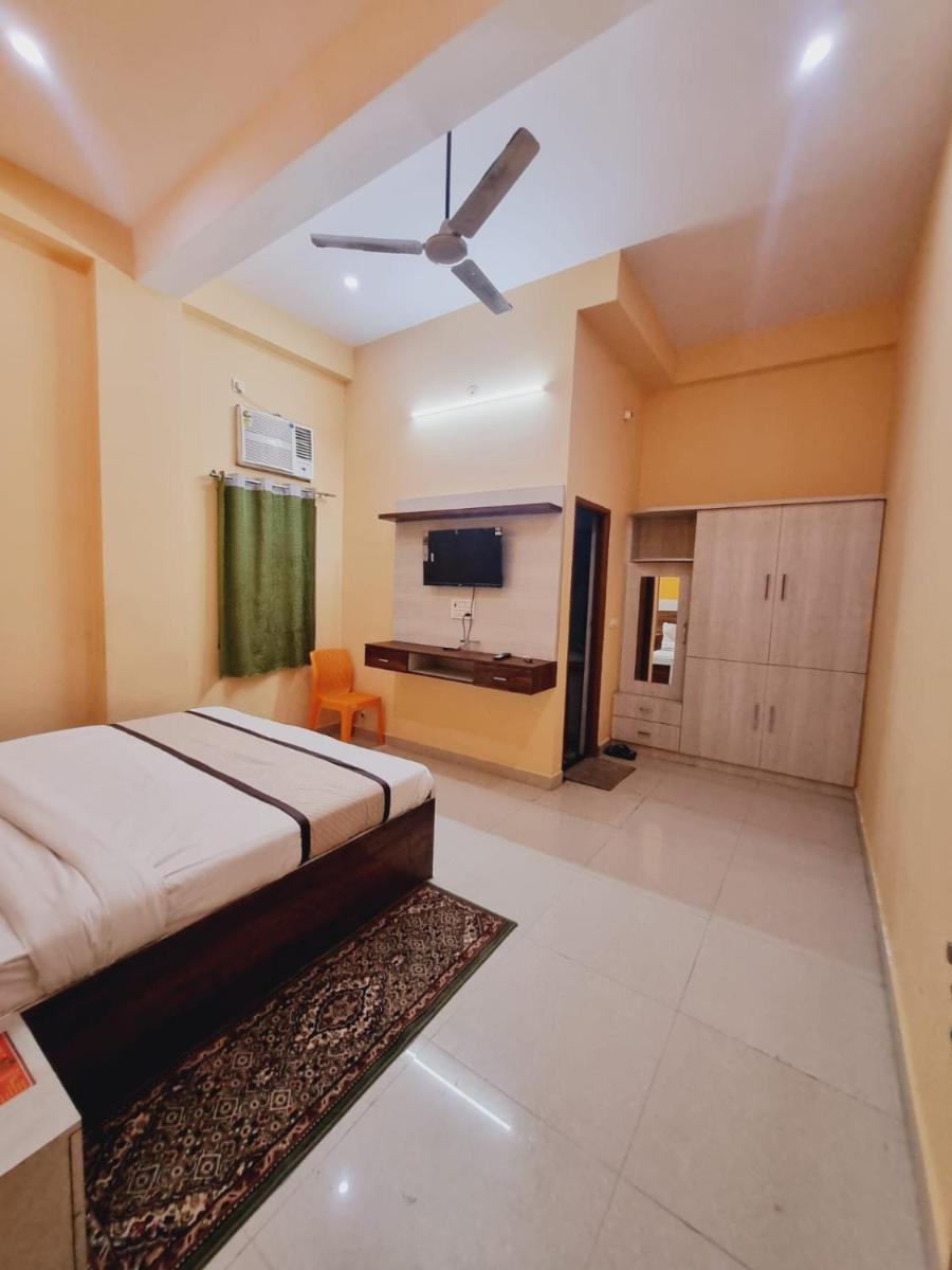 Hotel Boston Rooms – Mathura