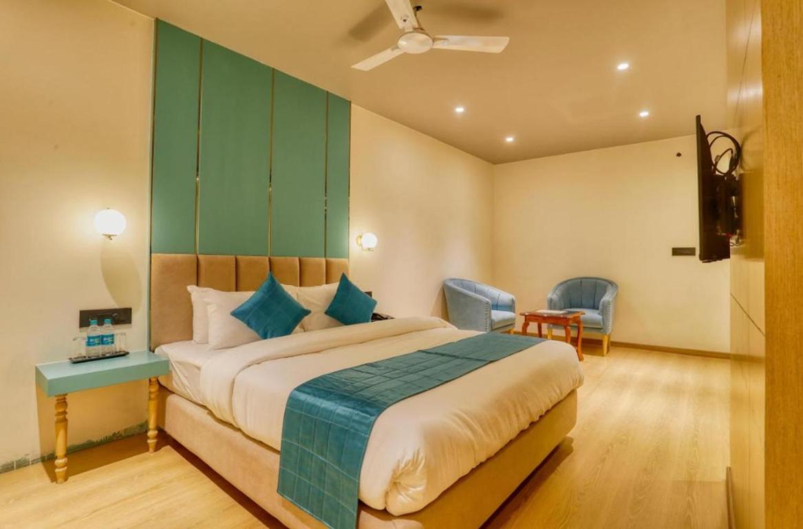 Hotel Boston Rooms – Mathura