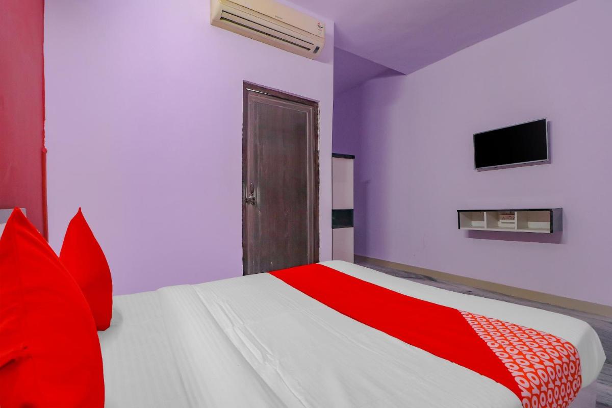 Hotel O Primrose Hotel’s Near Noida Sector 76 Metro Station