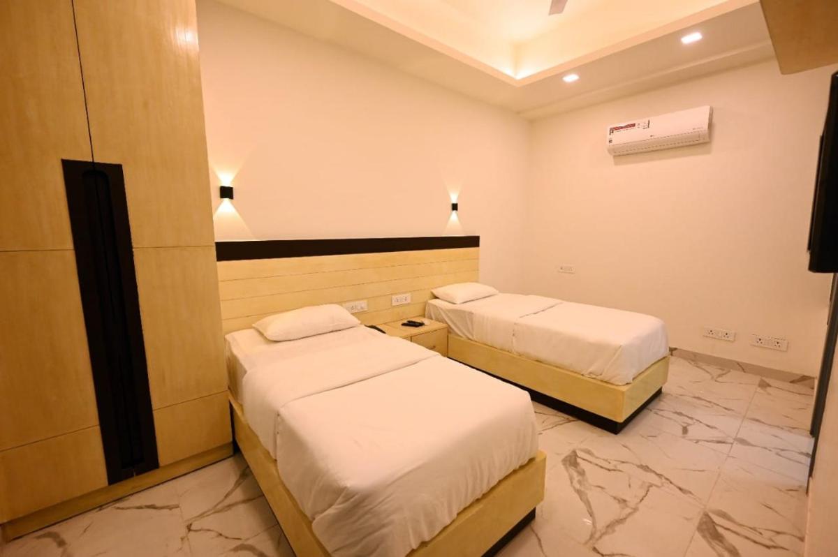 Hotel Prago by Green Deer Varanasi