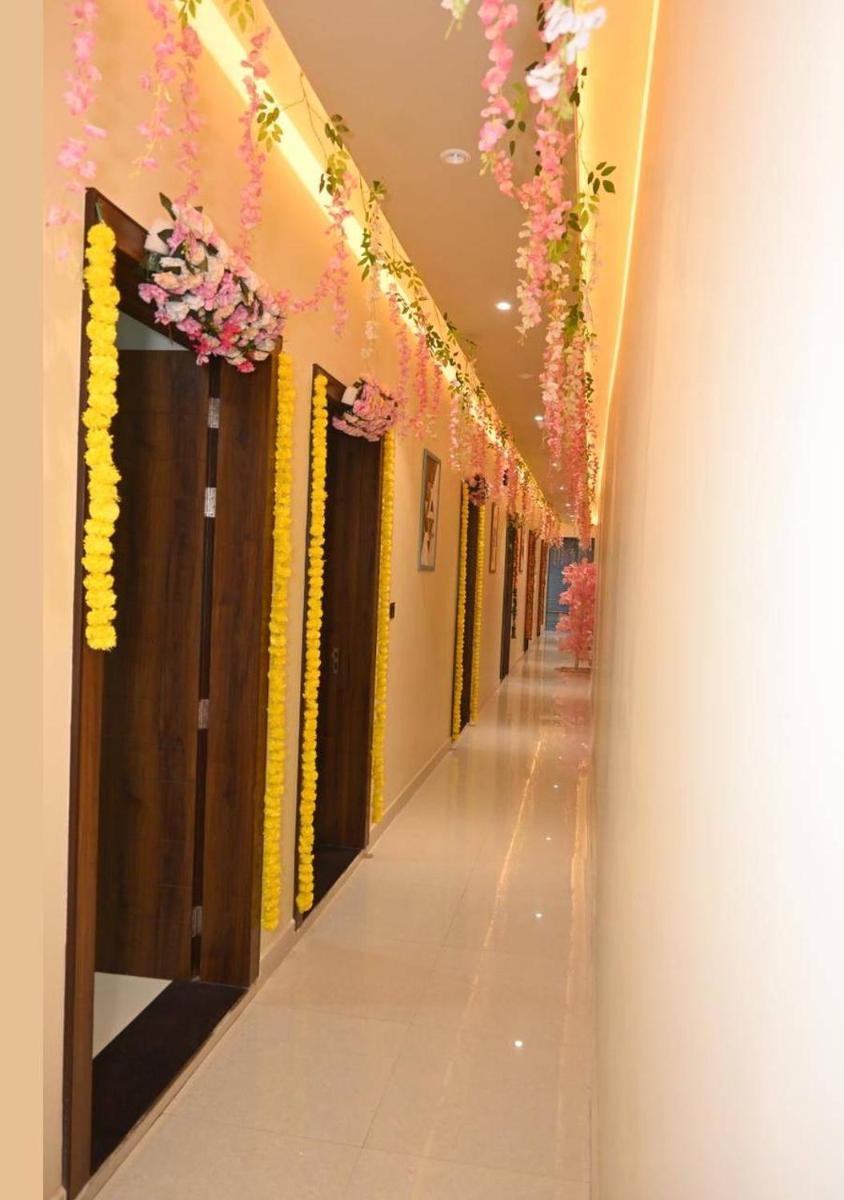 Hotel Rameshwaram, Mathura