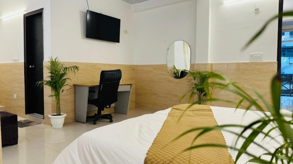 Hotel Relax In – Noida Sector 18