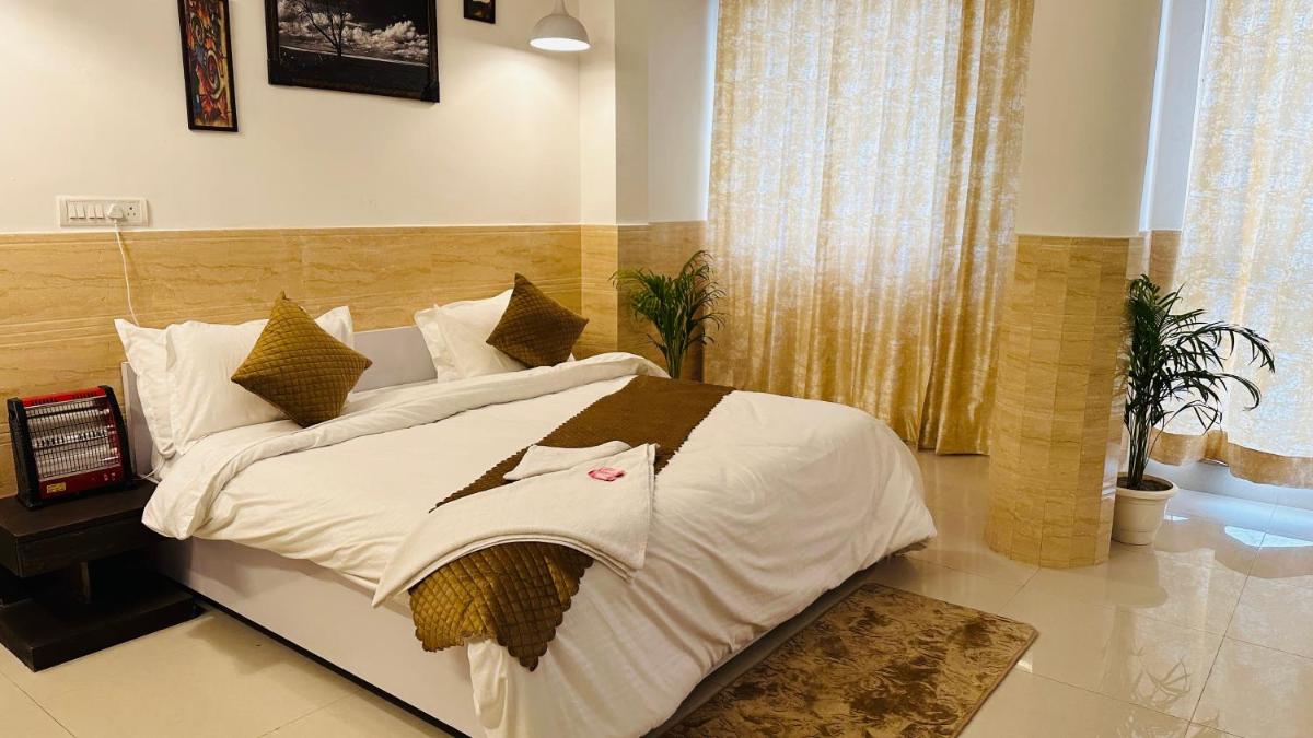 Hotel Relax In – Noida Sector 18