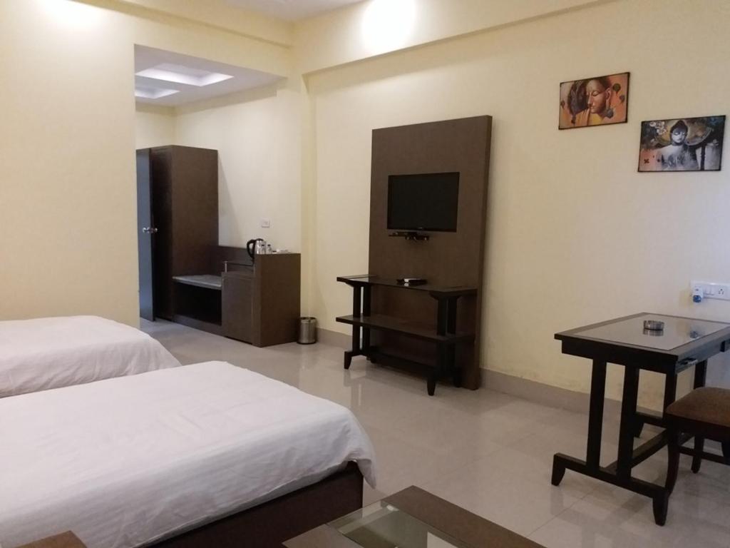 Hotel Sravasti Residency