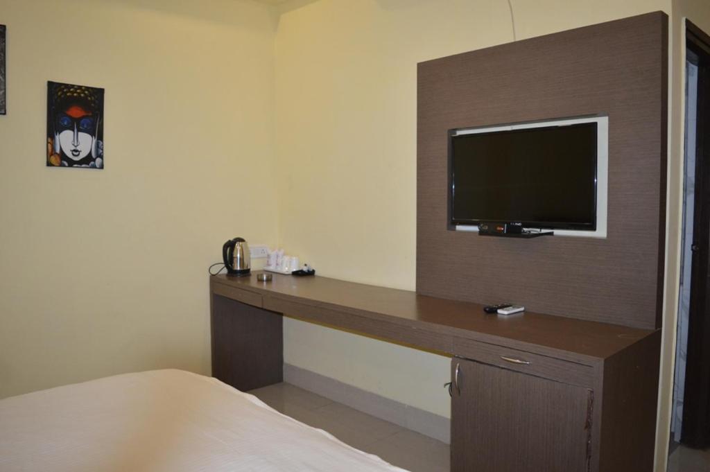 Hotel Sravasti Residency