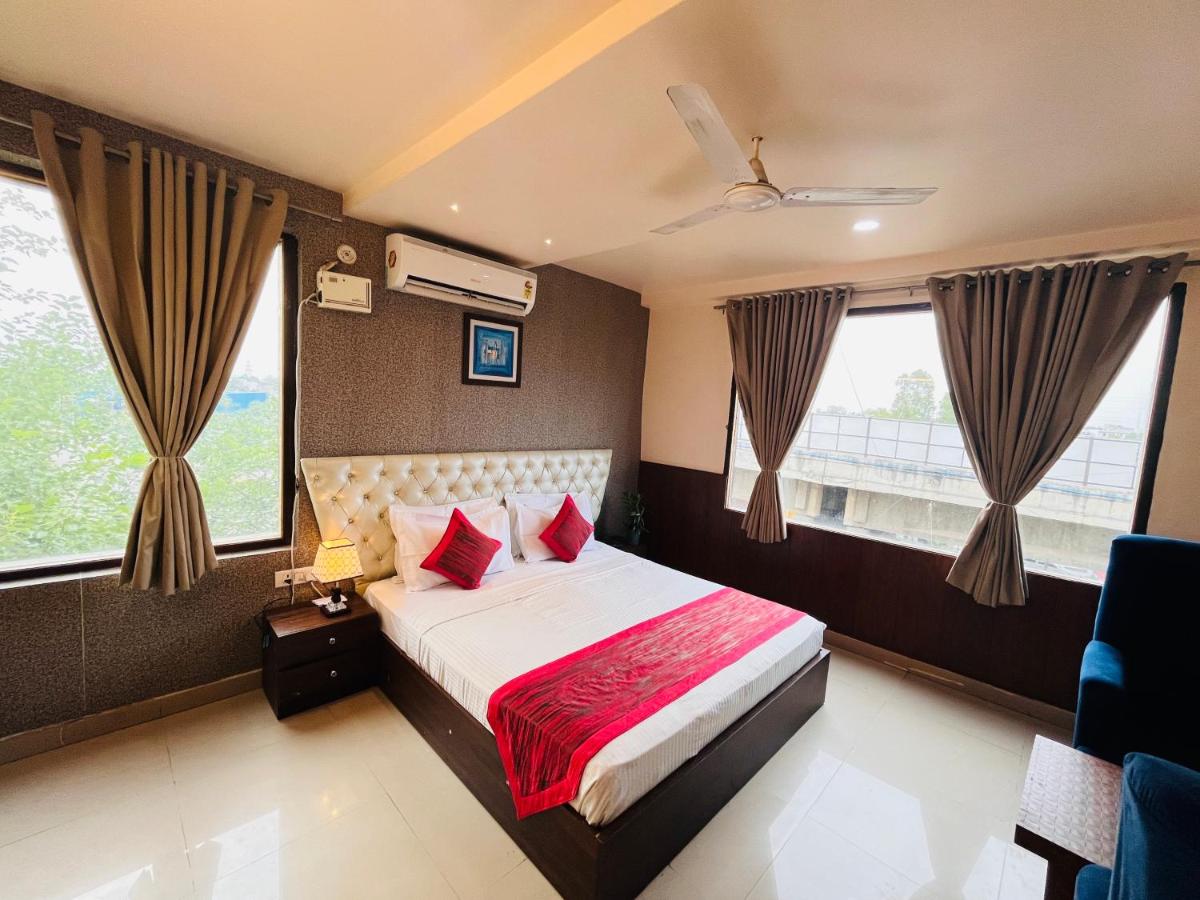 Hotel The Leaf – Gomti Nagar Lucknow