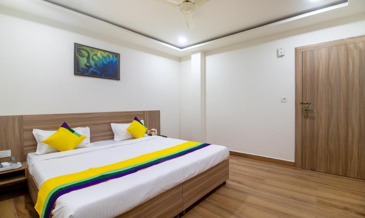 Itsy Hotels Krishna Residency, Govardhan Chauraha