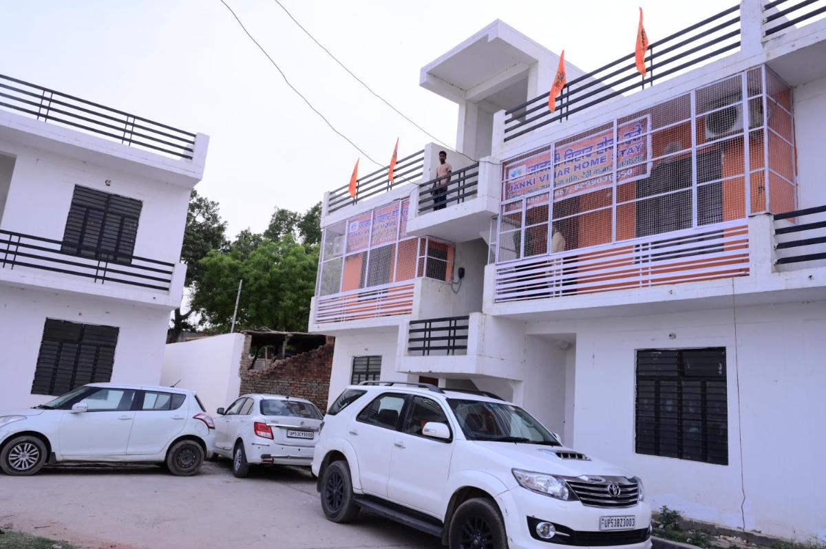 Jankivihar Homestay at Prahladghat within 1km from Shri Ram Mandir