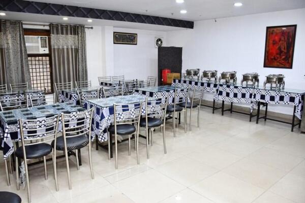 Mansarover Hotel & Banquets