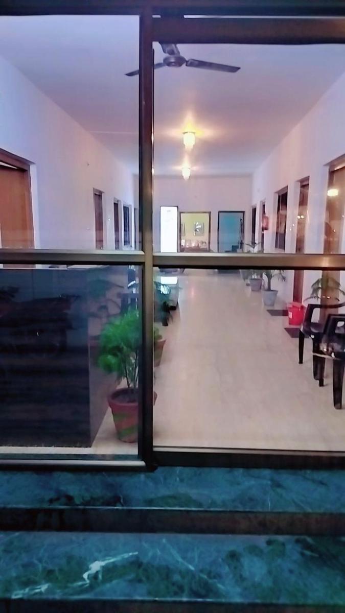 Premshi Guest House