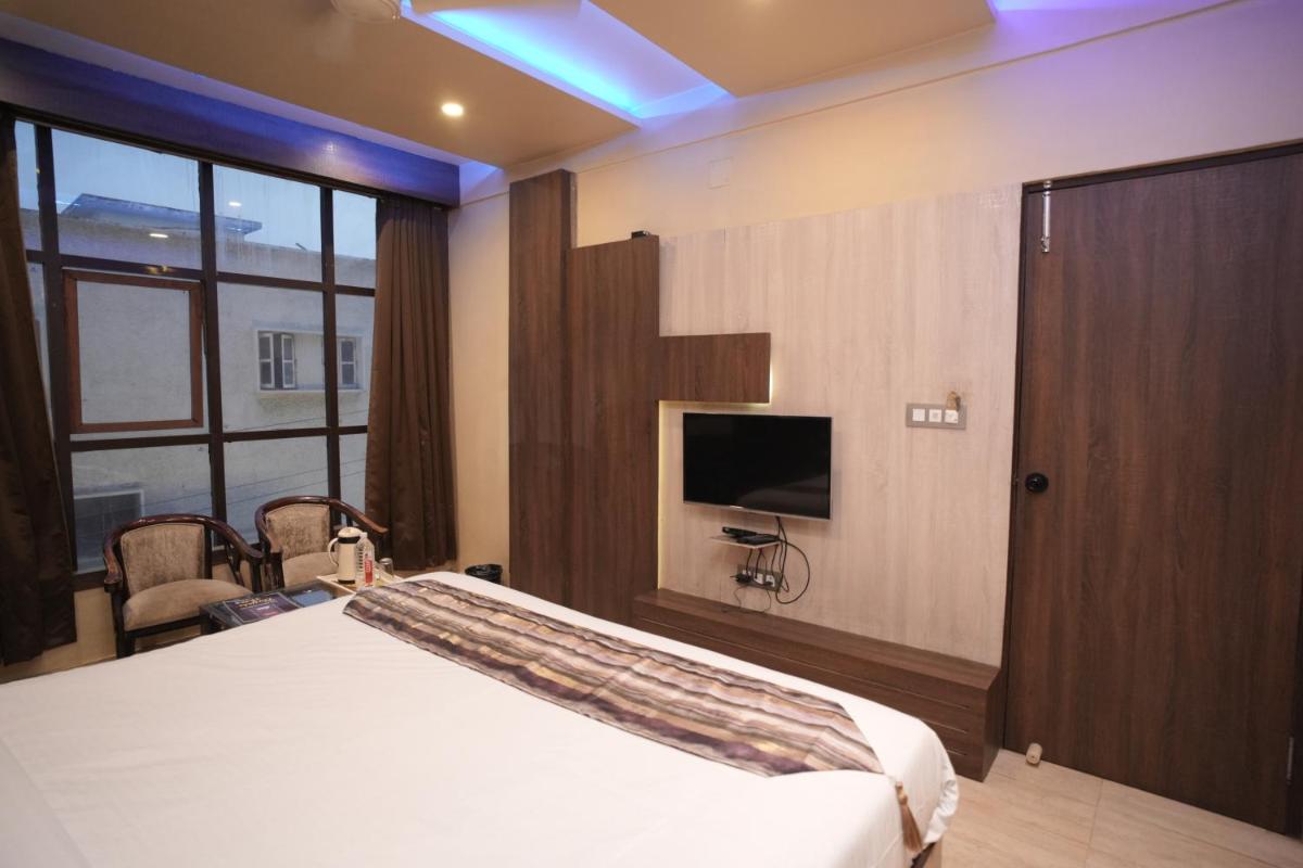 Rajkamal – Best Hotel Near Varanasi Railway Station