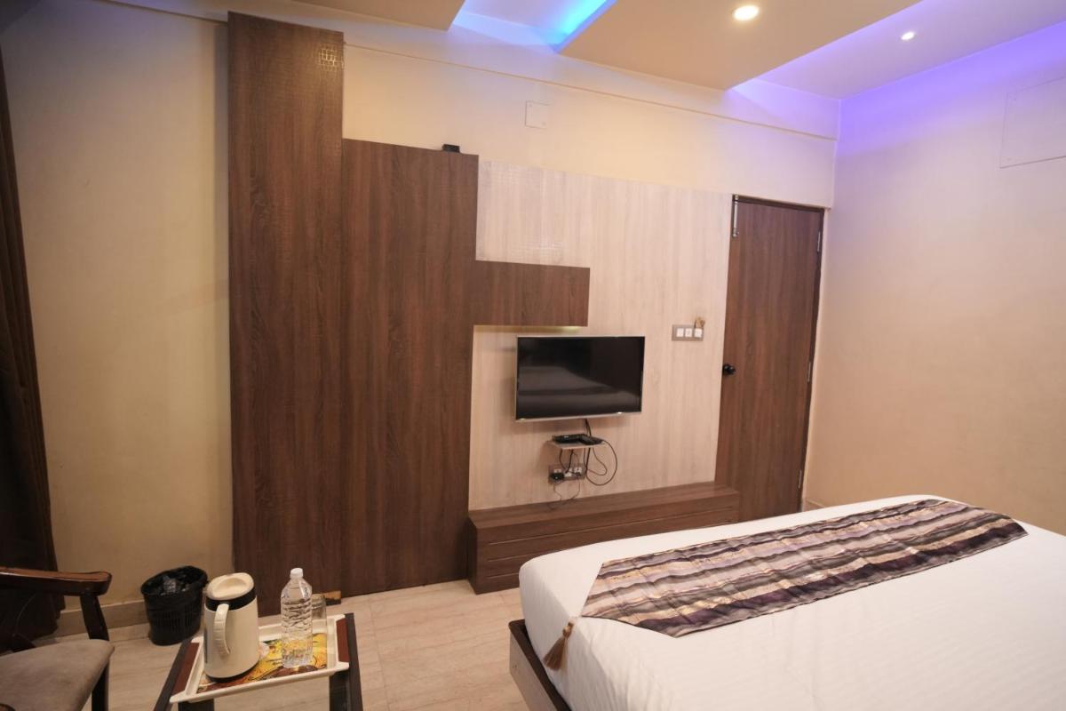 Rajkamal – Best Hotel Near Varanasi Railway Station