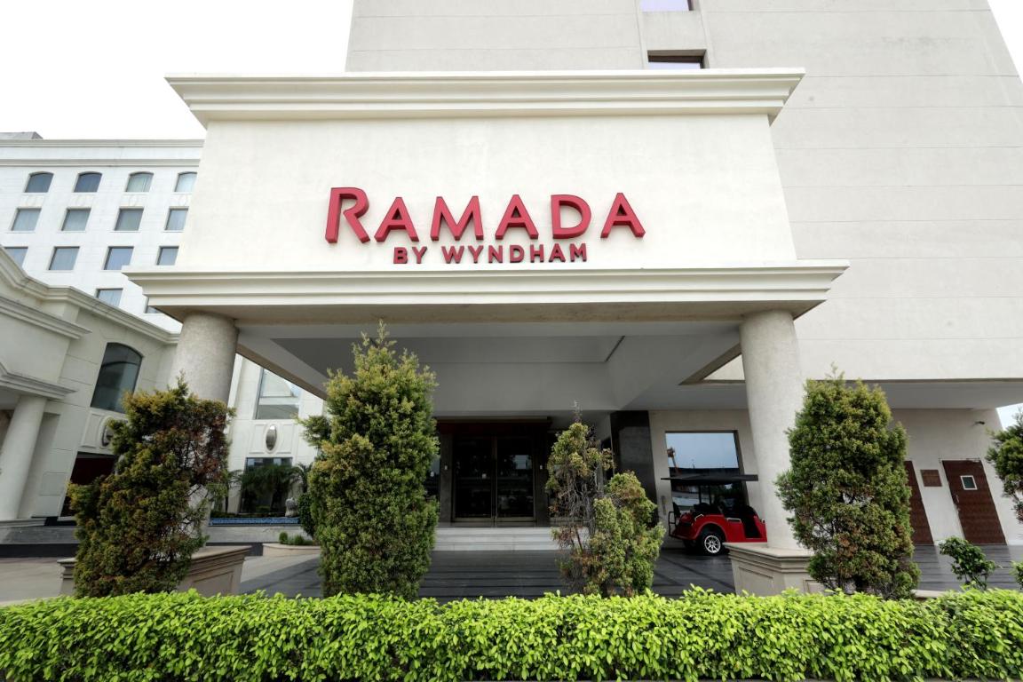 Ramada by Wyndham Lucknow Hotel and Convention Center