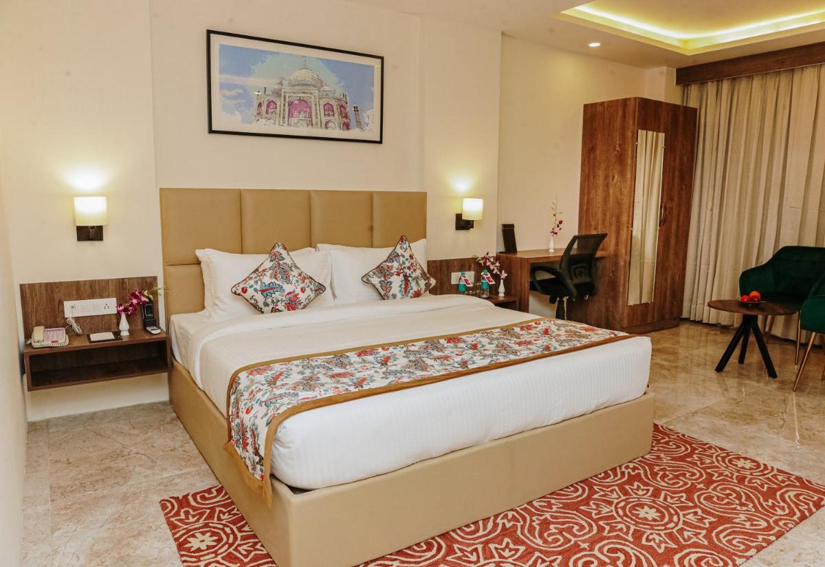 Regenta Inn Greater Noida, 15 Mins to India Expo Mart