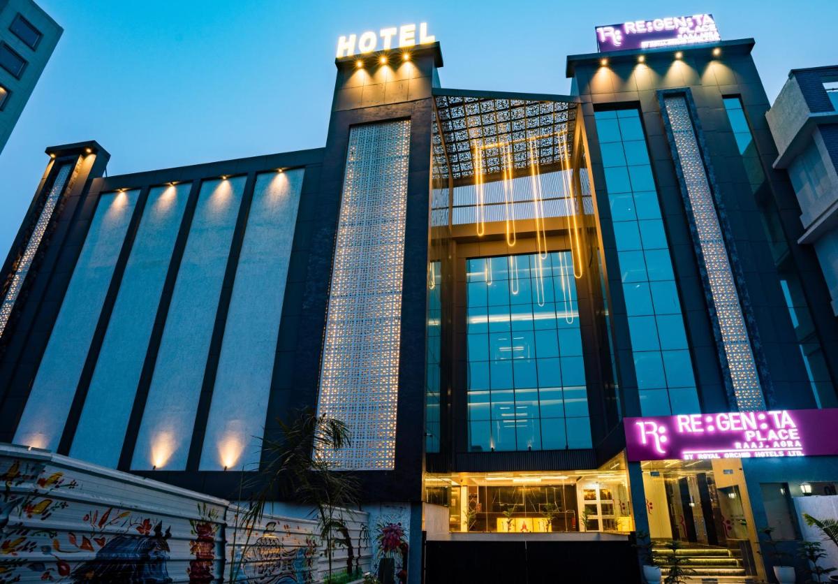 Regenta Place Raaj Agra, Tajganj