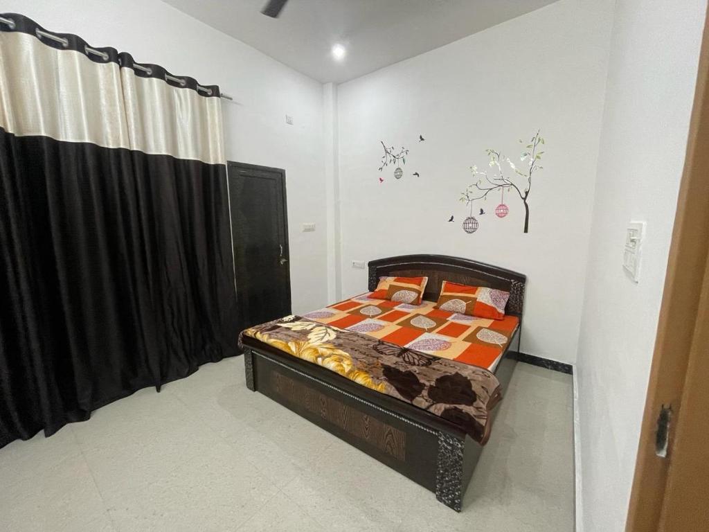 Rukmani Rooms