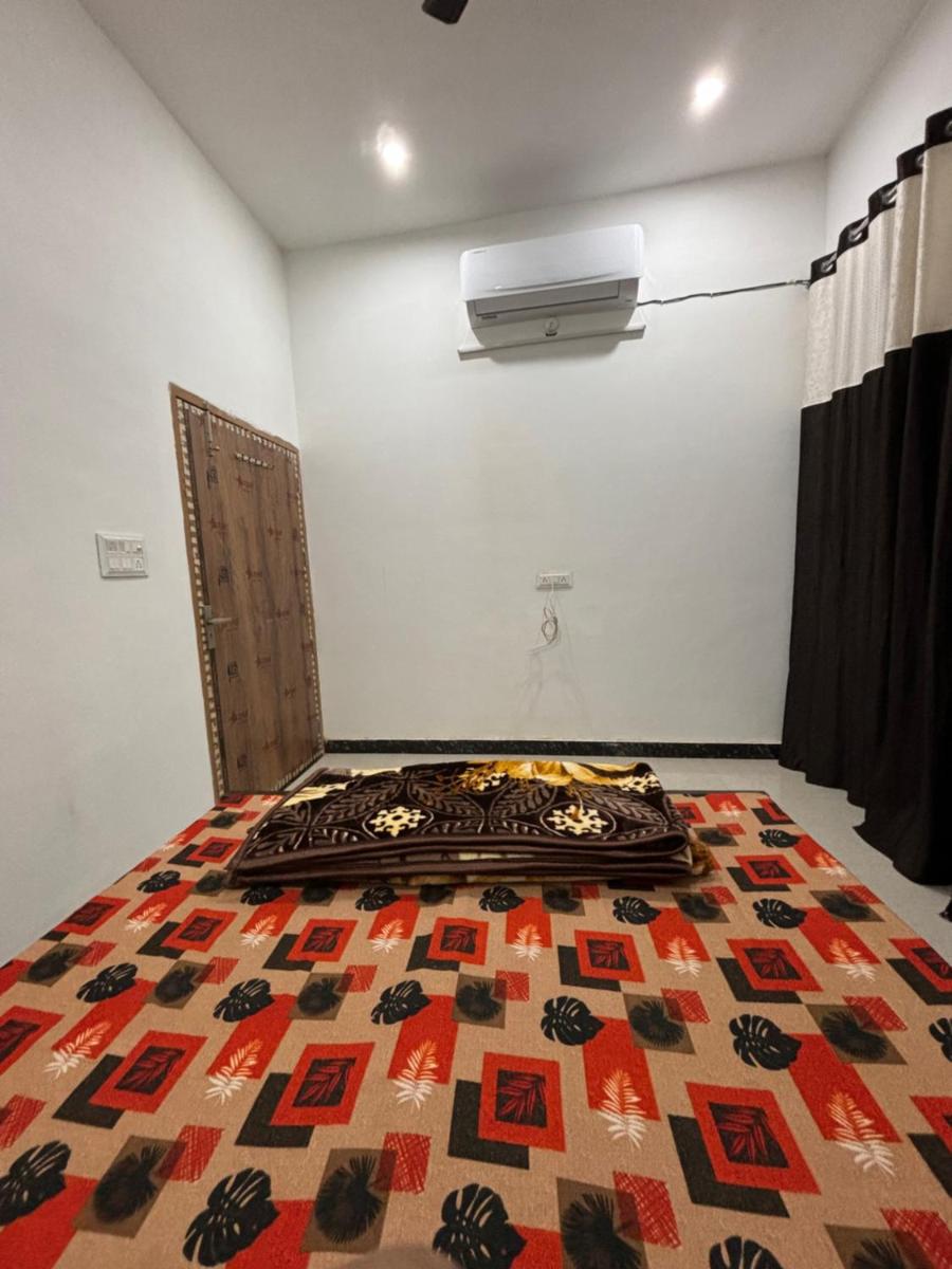 Rukmani Rooms