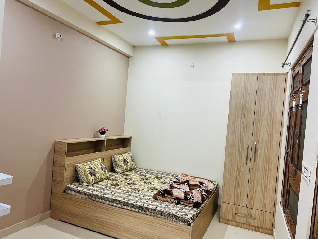 SG Home Stay ( Private 2Bedroom Kitchen Toilet Units)