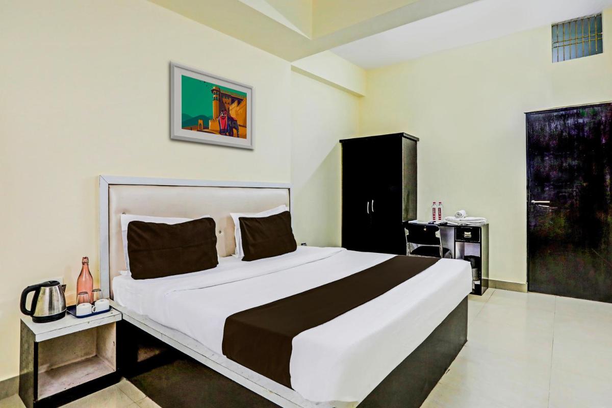 Super Hotel O Hyderabad Gate IIT BHU formerly Yug Residency