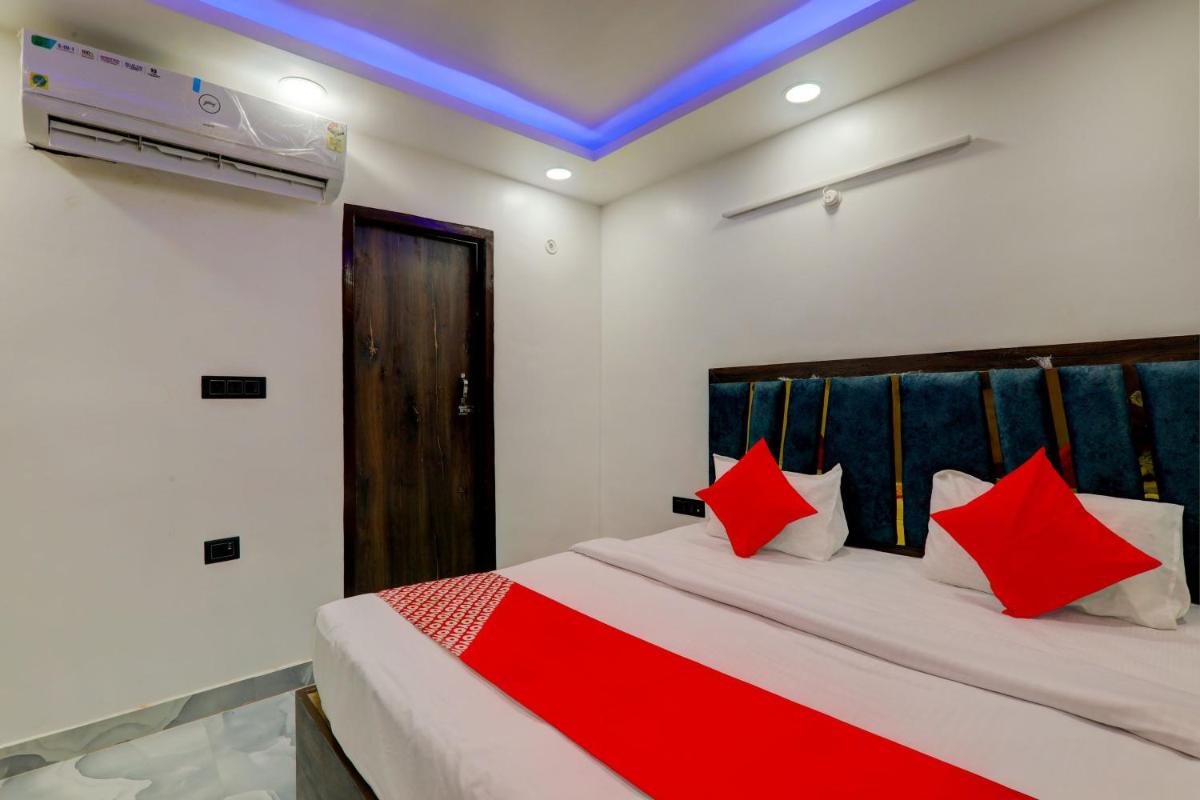 Super OYO Hotel O Love Inn