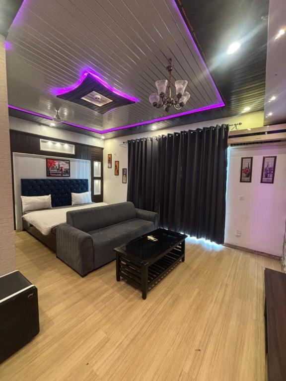 The Royal Suites Gomti Nagar Lucknow