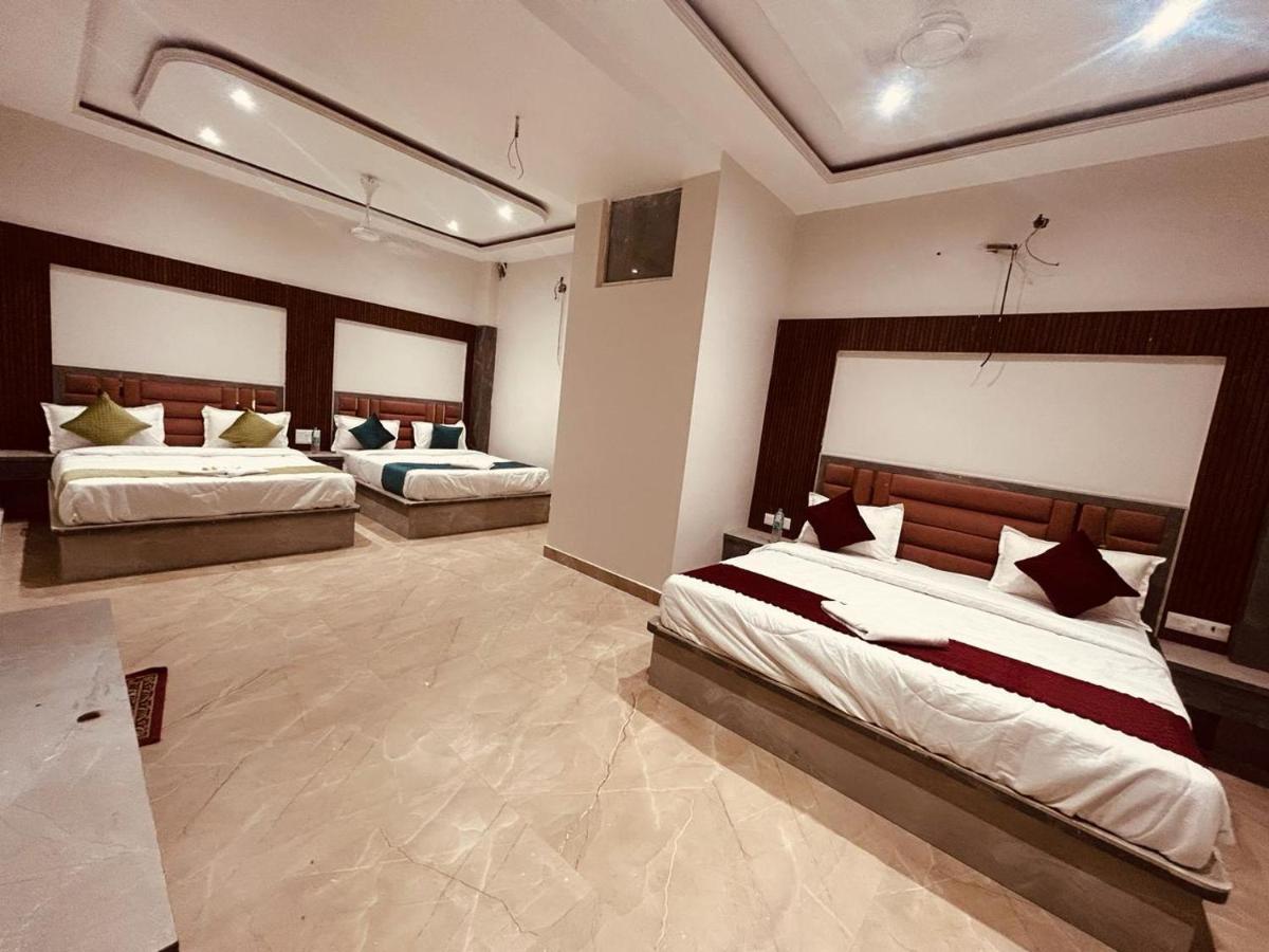 WooibHotels The Solitaire Vrindavan