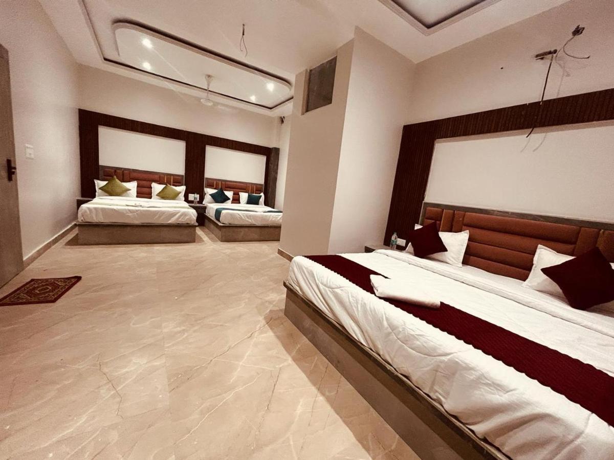 WooibHotels The Solitaire Vrindavan